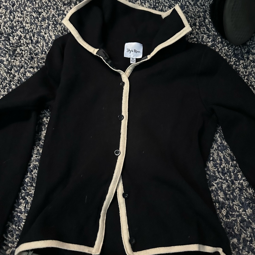 Black and Cream Zip-Up Cardigan Sweater